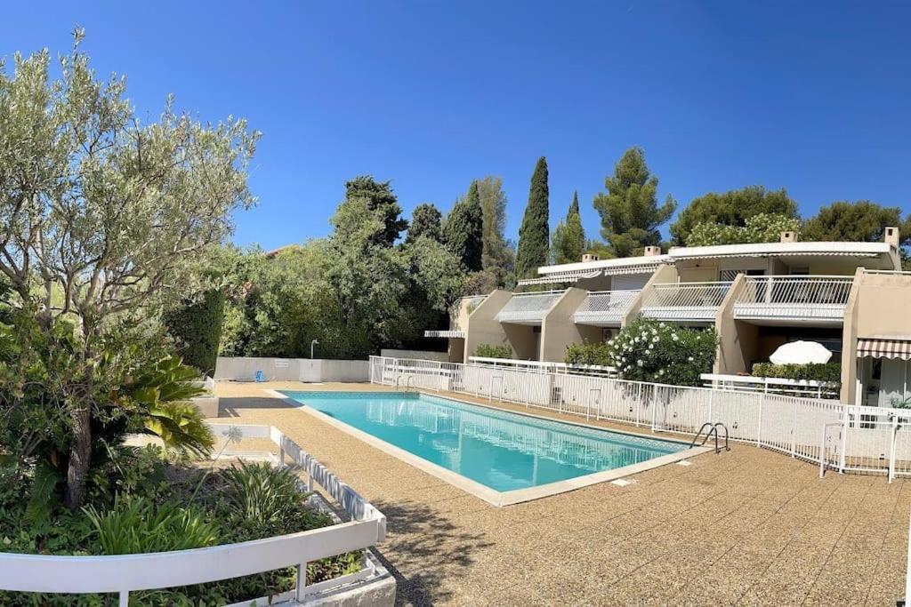 Le Solea - Cassis Centre Residence Le Club Avec Piscine Et Garage Pour 2-4 Personnes 外观 照片